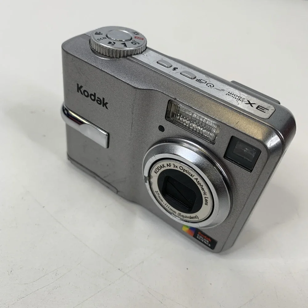 Kodak EasyShare‎ C743 Digital Camera – Silver – FOR PARTS